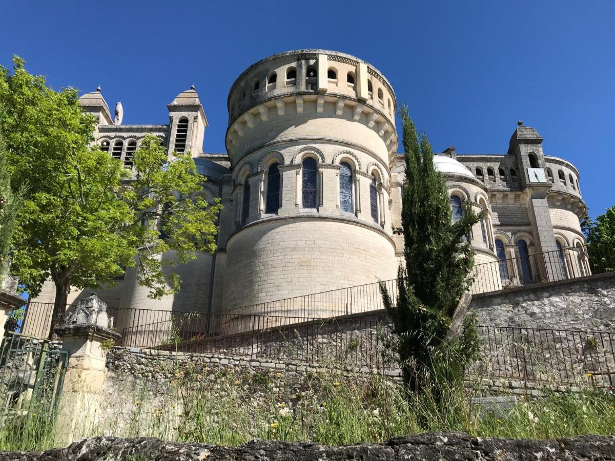 La Maison Sur La Place Penne-d'Agenais Bagian luar foto