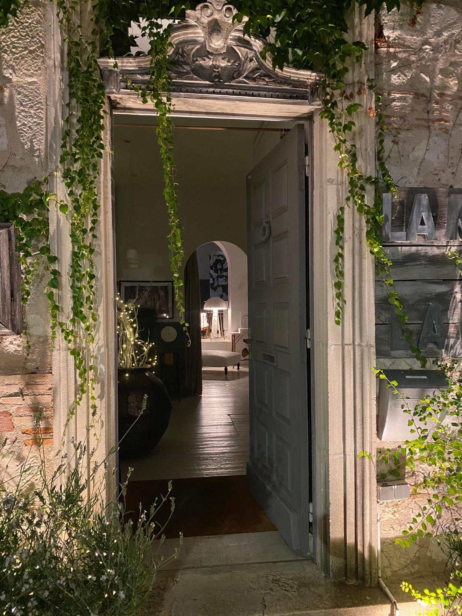 La Maison Sur La Place Penne-d'Agenais Bagian luar foto