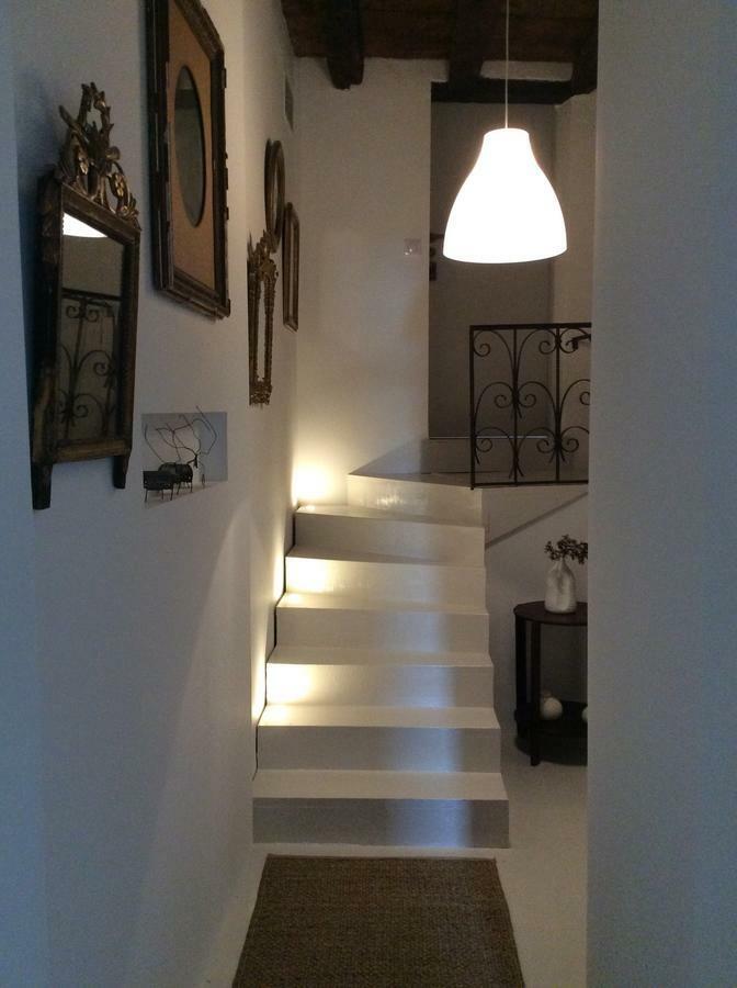 La Maison Sur La Place Penne-d'Agenais Bagian luar foto